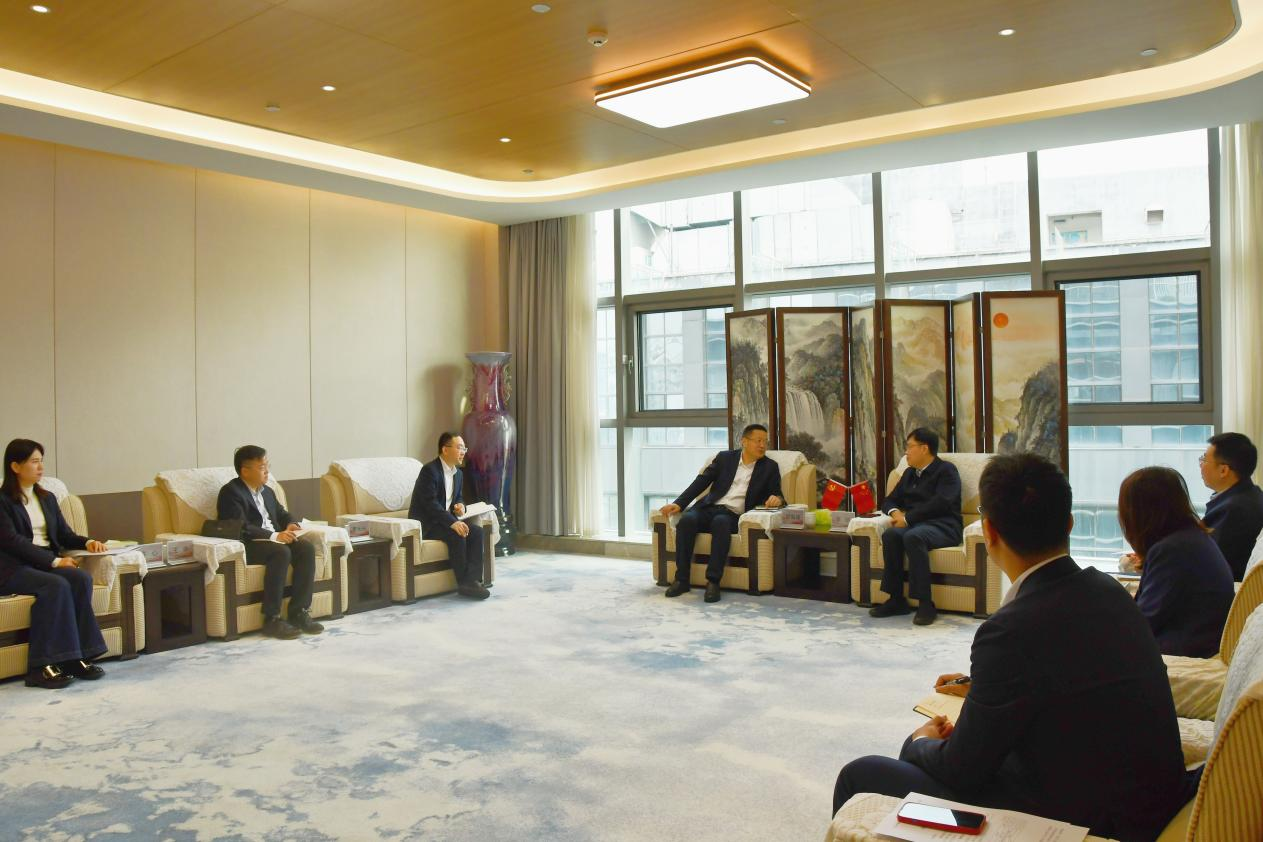 進出口銀行到訪.png